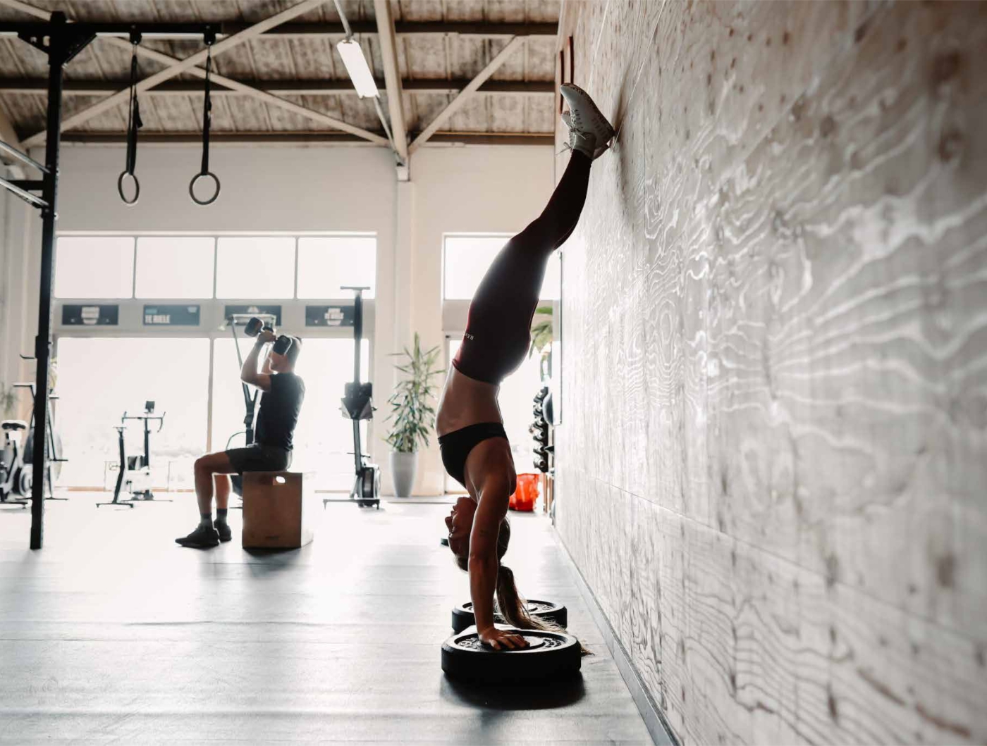 CrossFit Athlete doing a handstand